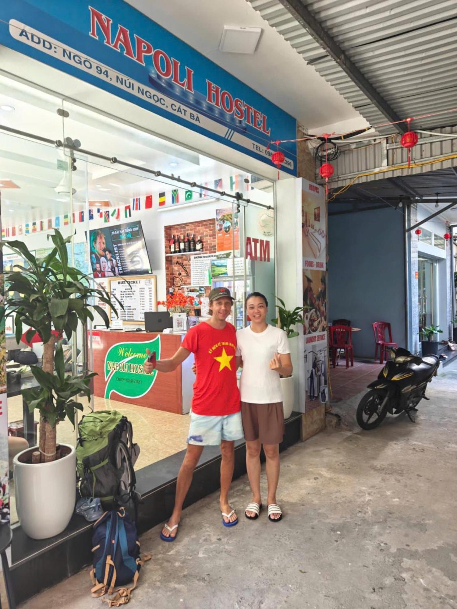 Napoli Hostel Chan Chau Екстер'єр фото