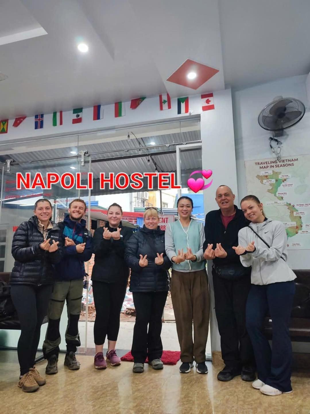 Napoli Hostel Chan Chau Екстер'єр фото